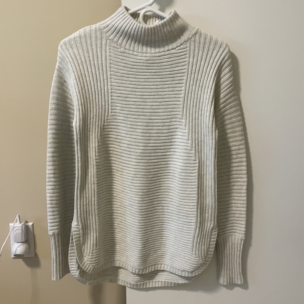 Dakini Turtle Neck Knit Sweater Heavy Cotton Sweater Size Small Like New